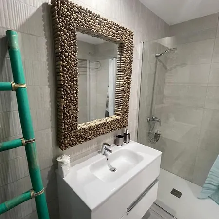 Marvillafuerte - Air-conditioned Swimming Pool & Private Jacuzzi Appartement