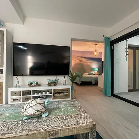 Apartman Marvillafuerte - Air-conditioned Swimming Pool & Private Jacuzzi Villaverde