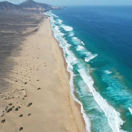 Marvillafuerte - Air-conditioned Swimming Pool & Private Jacuzzi 아파트