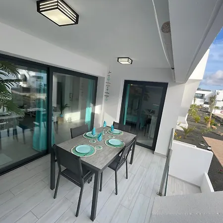 Marvillafuerte - Air-conditioned Swimming Pool & Private Jacuzzi 아파트